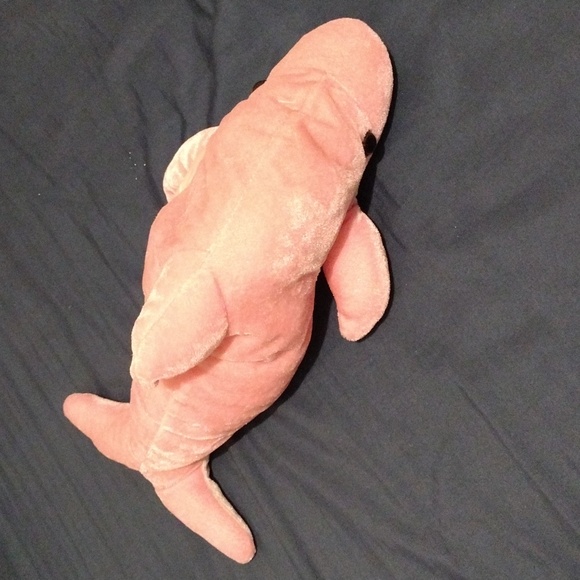 Pink Dolphin Plushie - Picture 2 of 5